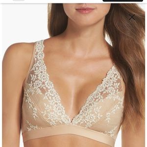 WACOAL Embrace Lace Soft Cup Bra 852191 size 40 a b c